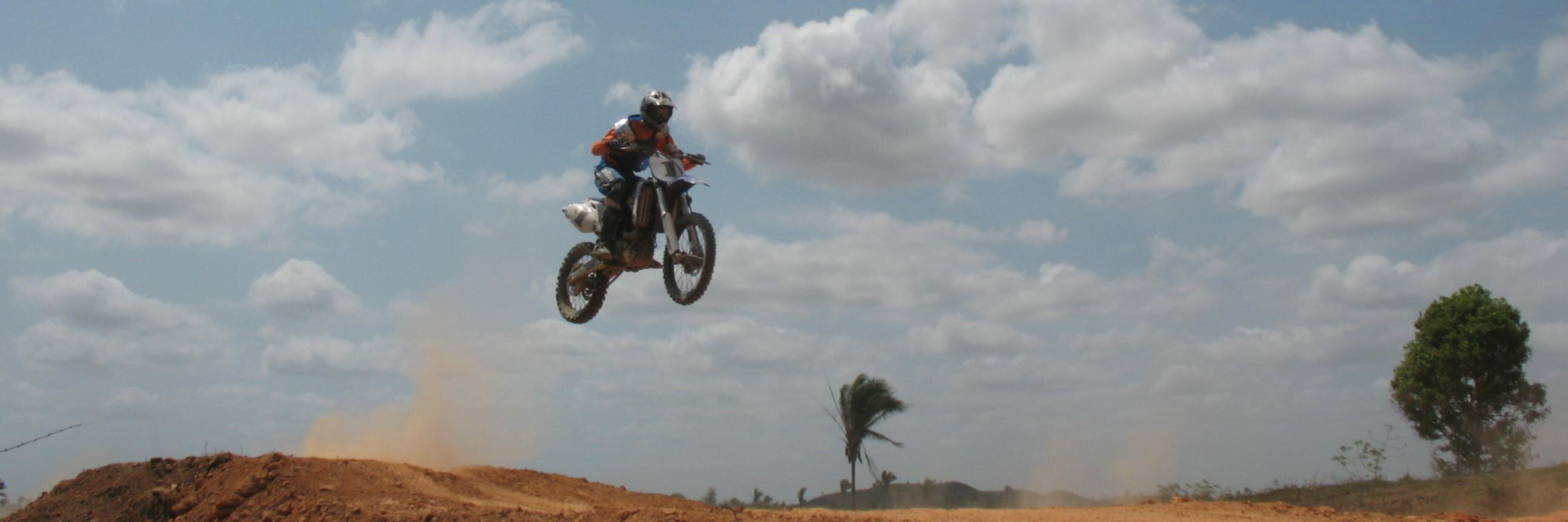 alexmelopaiva's profile banner image