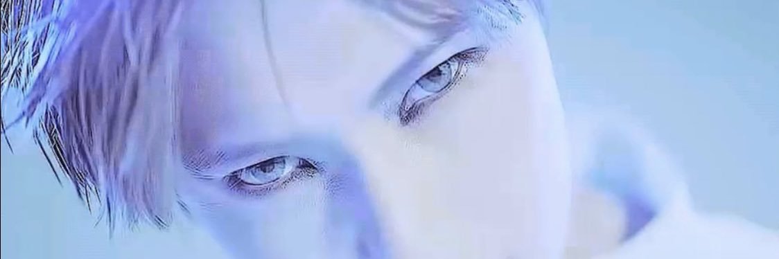 Kareliann's profile banner image
