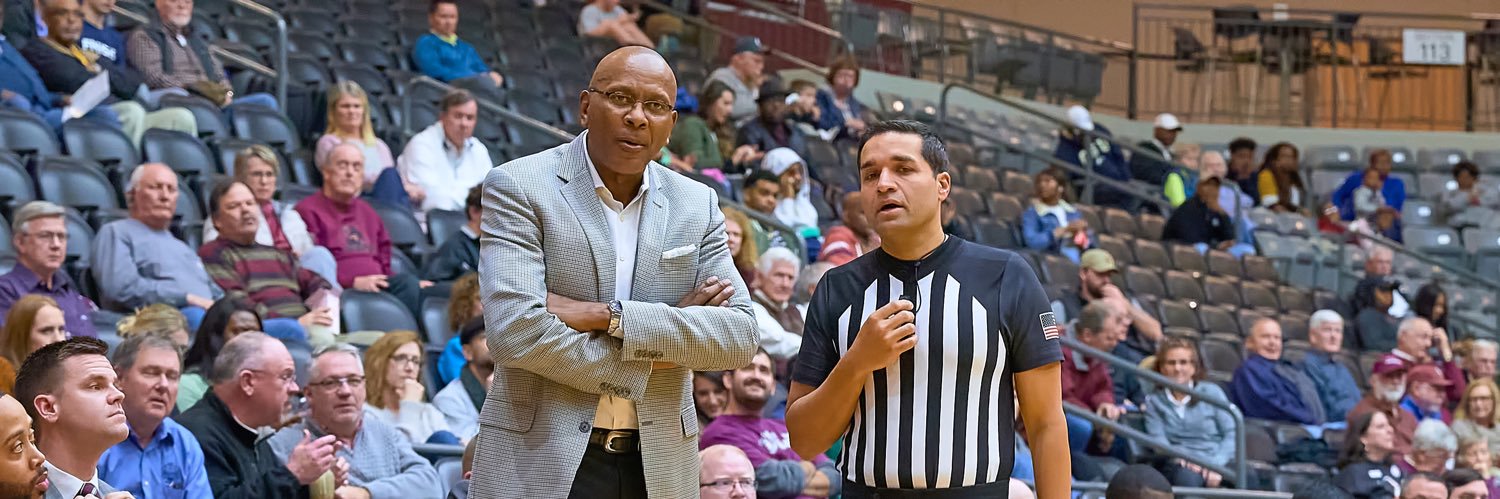 Darrell Walker banner