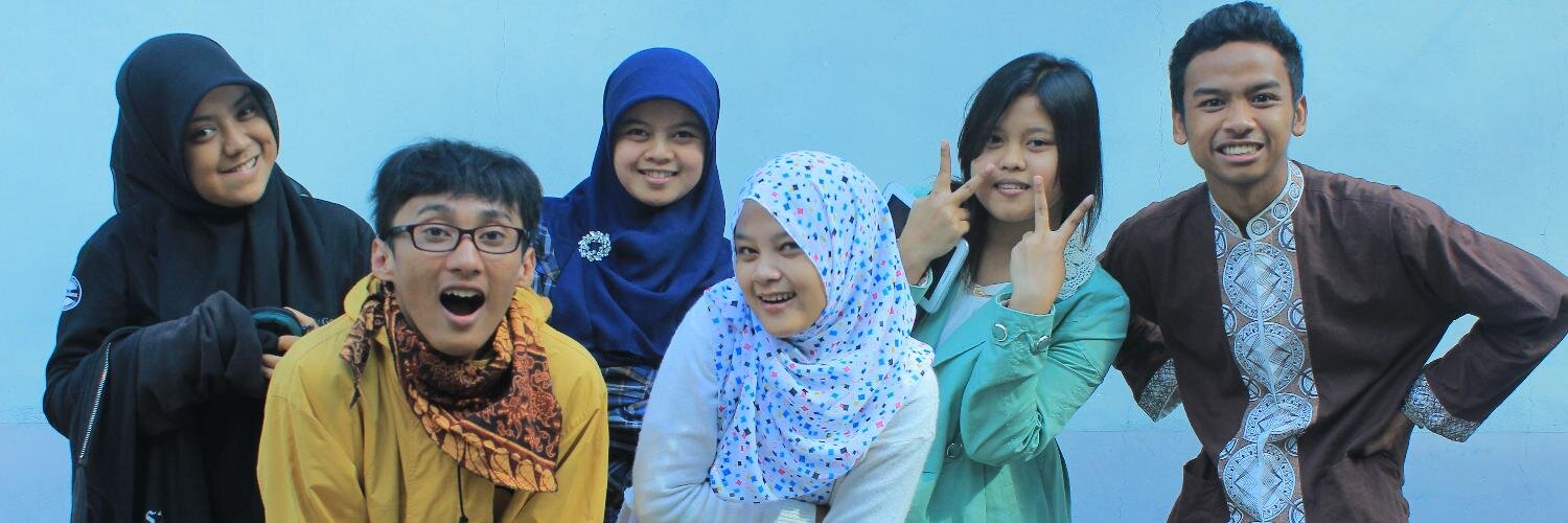 renimandala's profile banner image