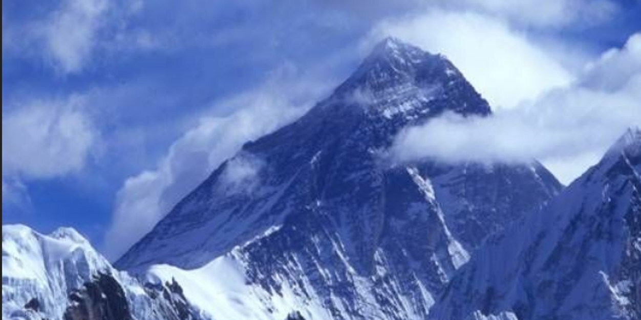 mozn1234m's profile banner image