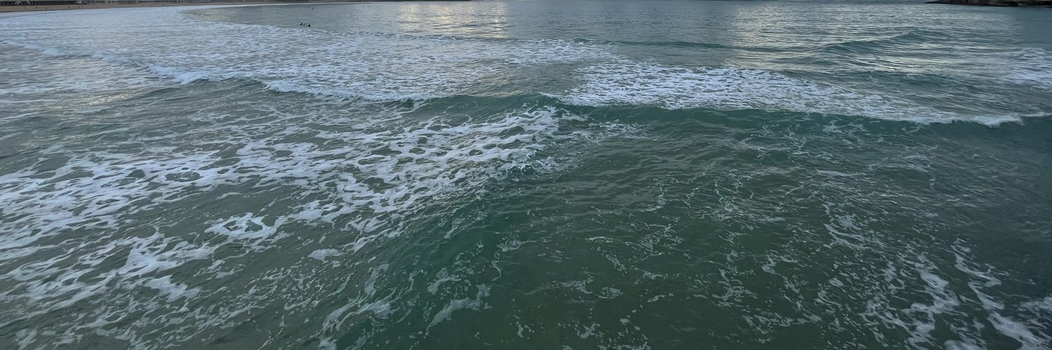 arobed0's profile banner image