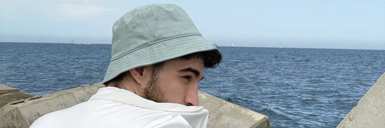 hesflickerz's profile banner image