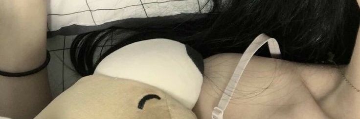 - banner