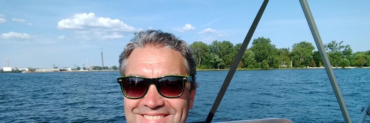 Andrew Peters banner