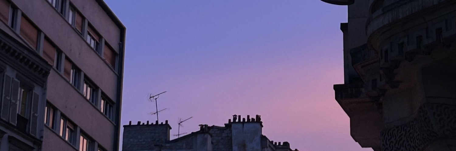23 with no kidz banner