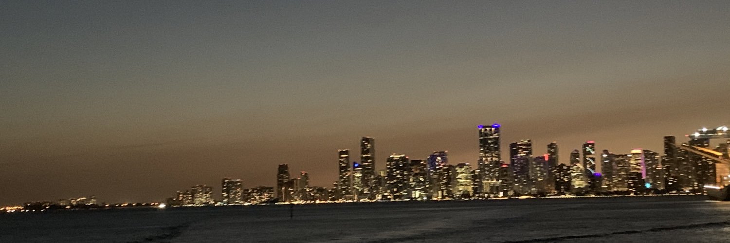angelcv01's profile banner image