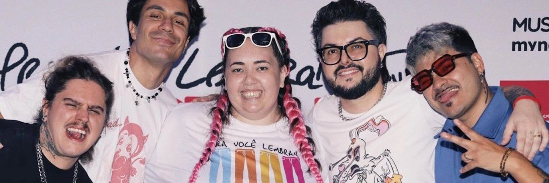 Grazi 🧡💙💚🩷 banner