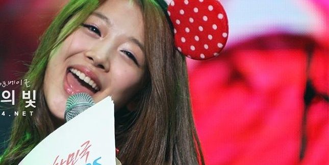 2AMjinwoonie's profile banner image