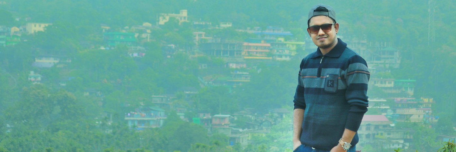 MahmudPorag's profile banner image