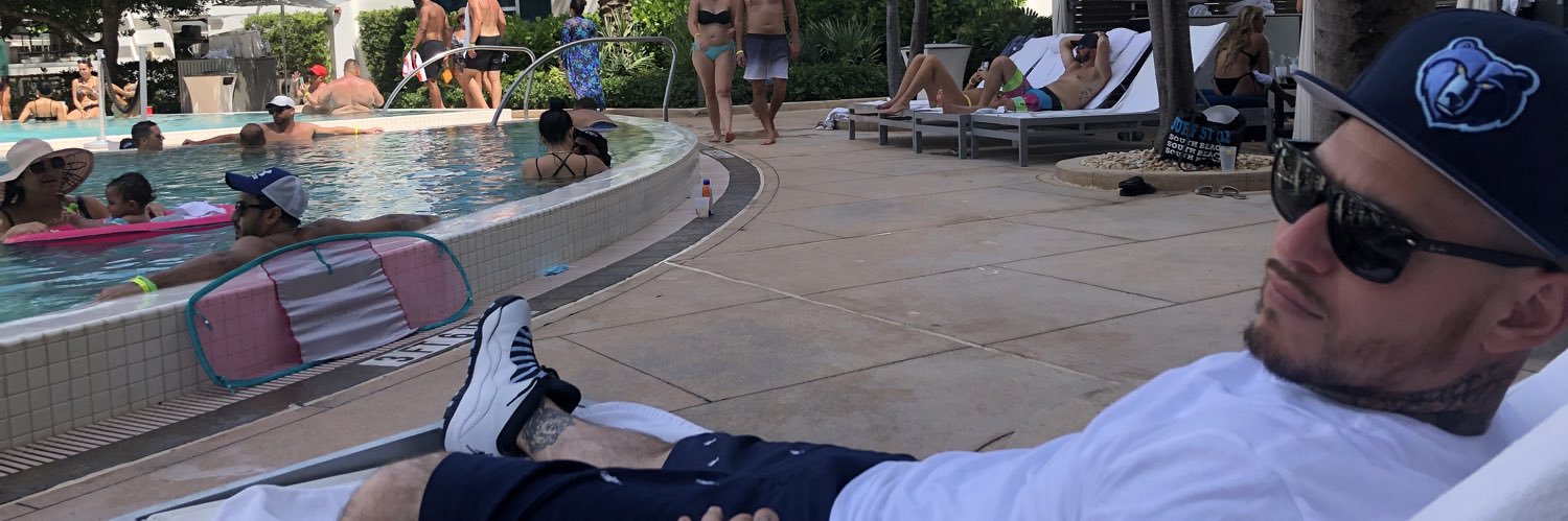 Rizzle305's profile banner image