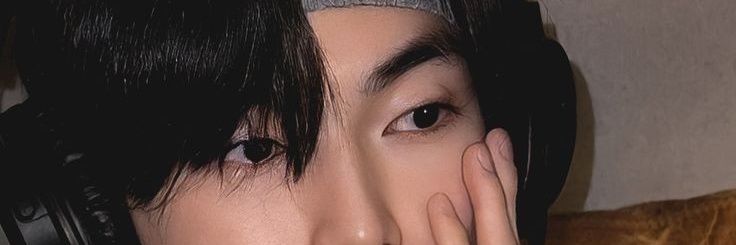 mellchan11's profile banner image