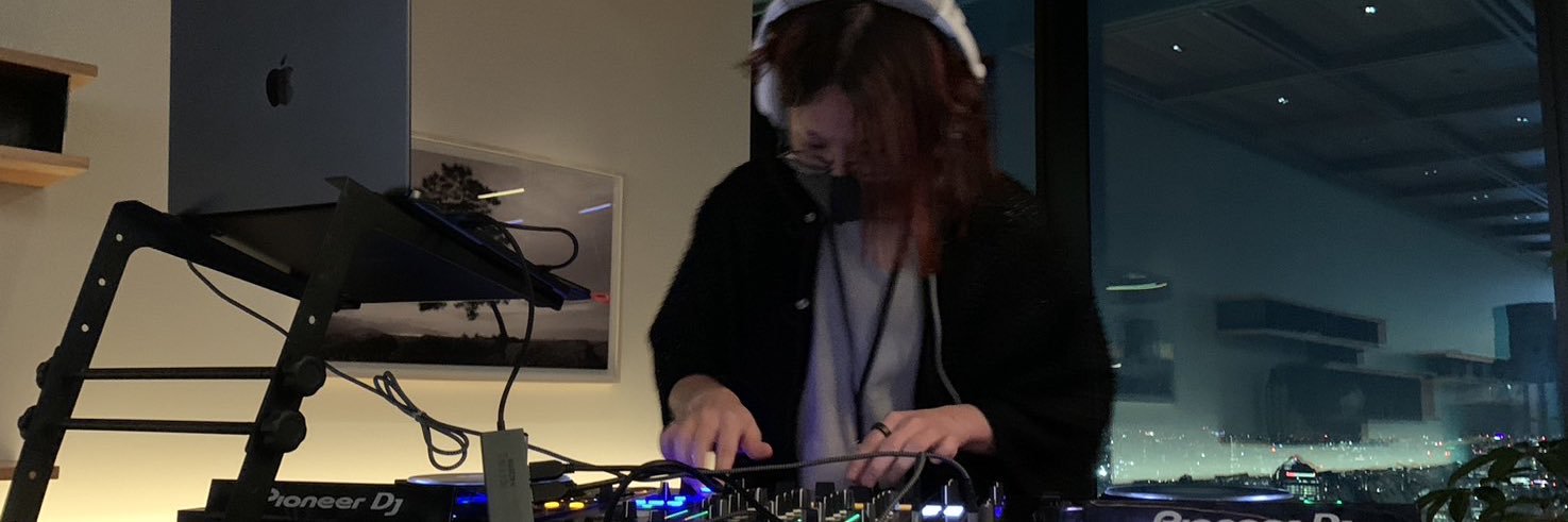 でもにく@M3 サ-18a banner