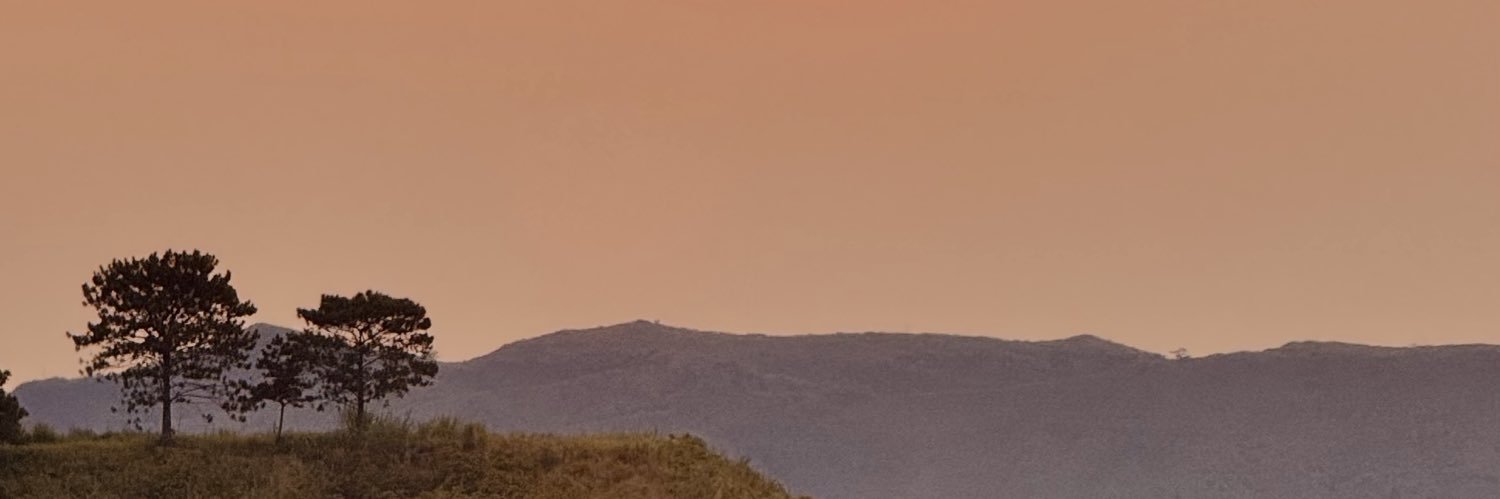 juneighttt's profile banner image