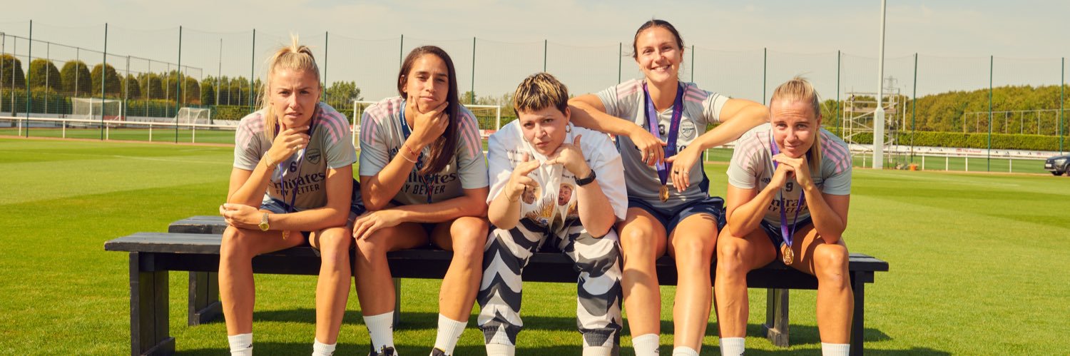 lauren corelli / loco banner