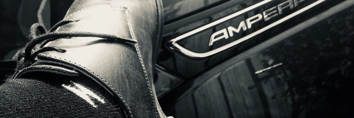 oceelen's profile banner image