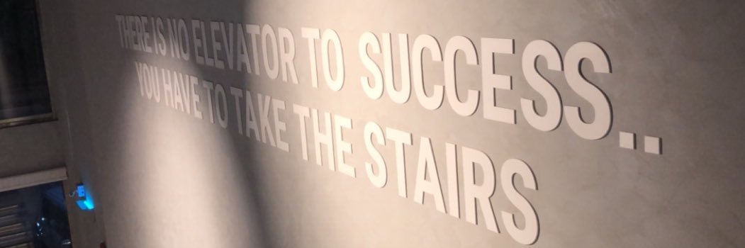 Nouf banner