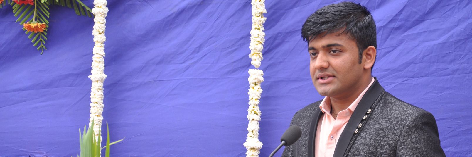 HjChaudhari14's profile banner image