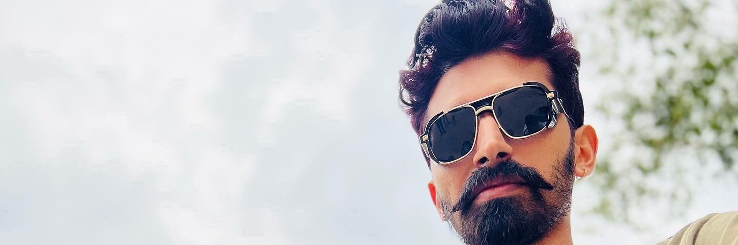 Mahaveer_Mak's profile banner image