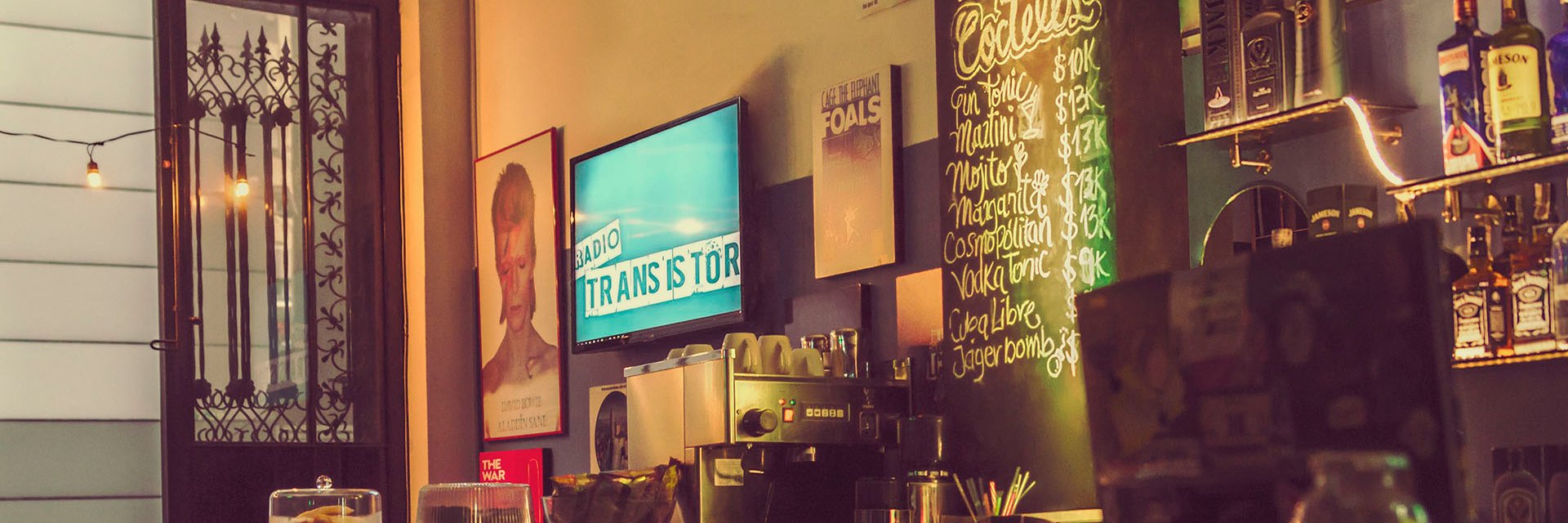 Radio Transistor Bar banner