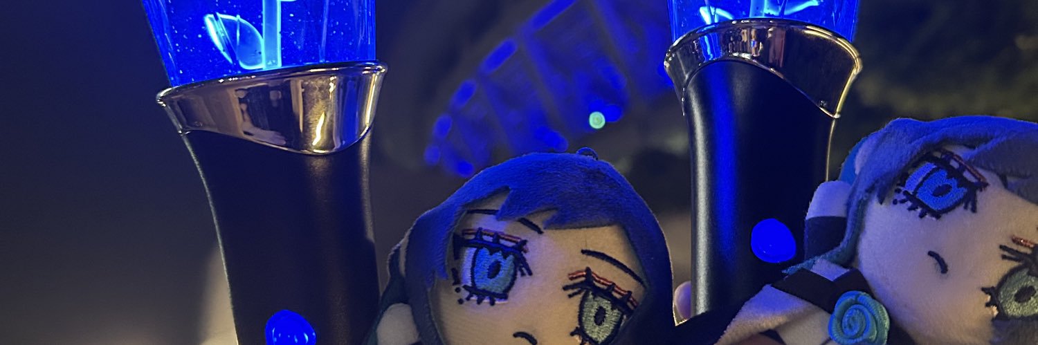 ado_ri___'s profile banner image