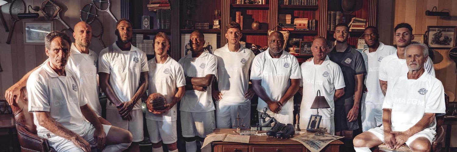 Dark Papestre banner