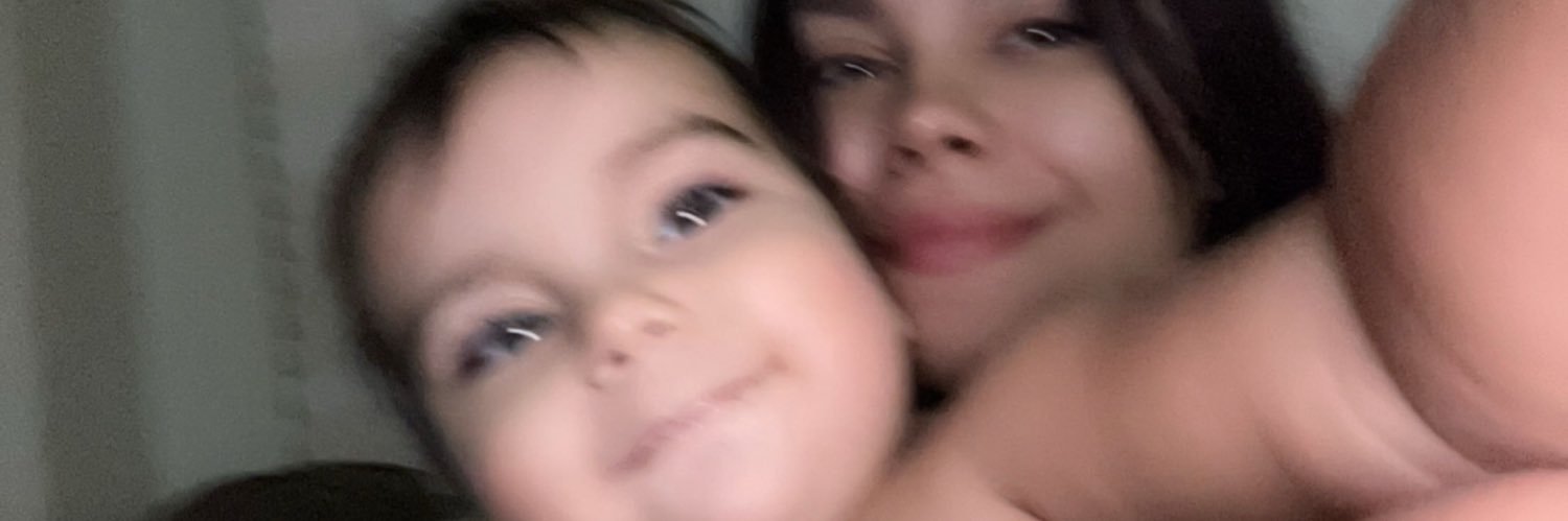 Danielle_9_'s profile banner image