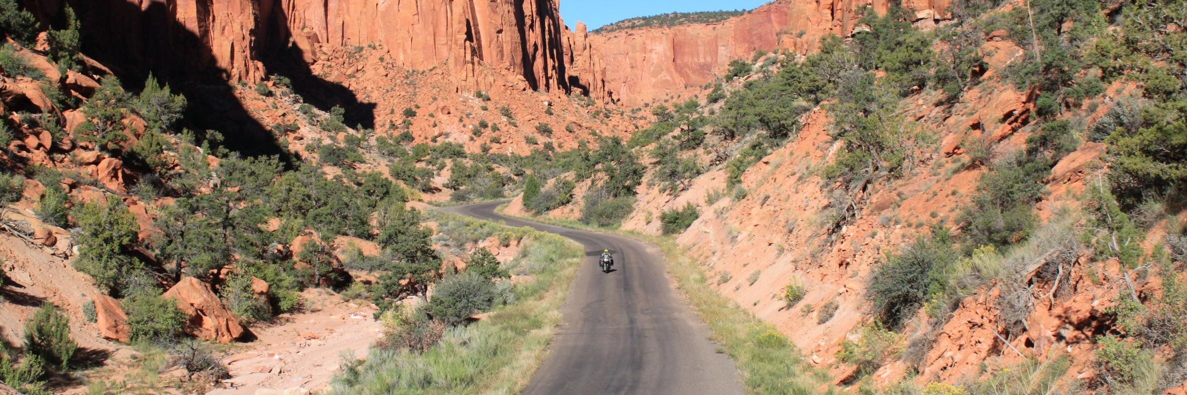MotoQuest's profile banner image