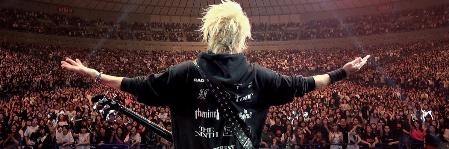 LiserckLiv's profile banner image