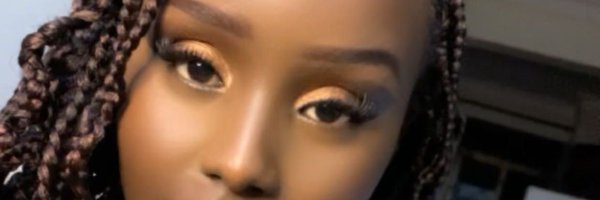 GloriaMuhenda Profile Banner