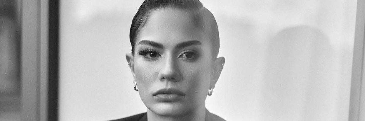 Alejandra 🦋 banner