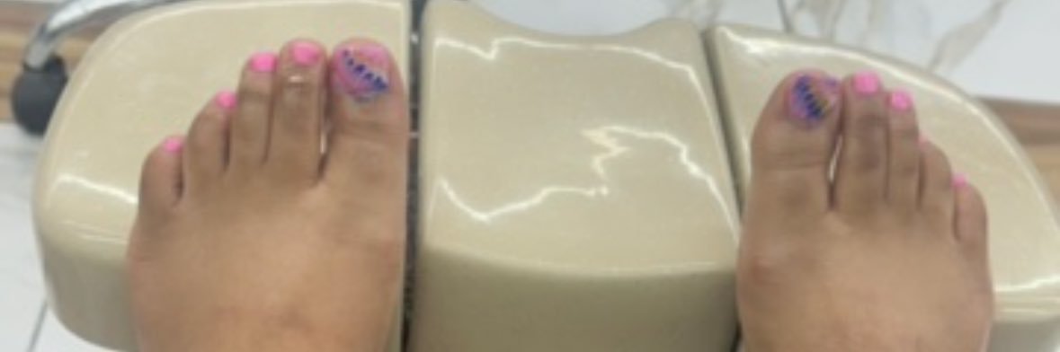 theyyloveit's profile banner image