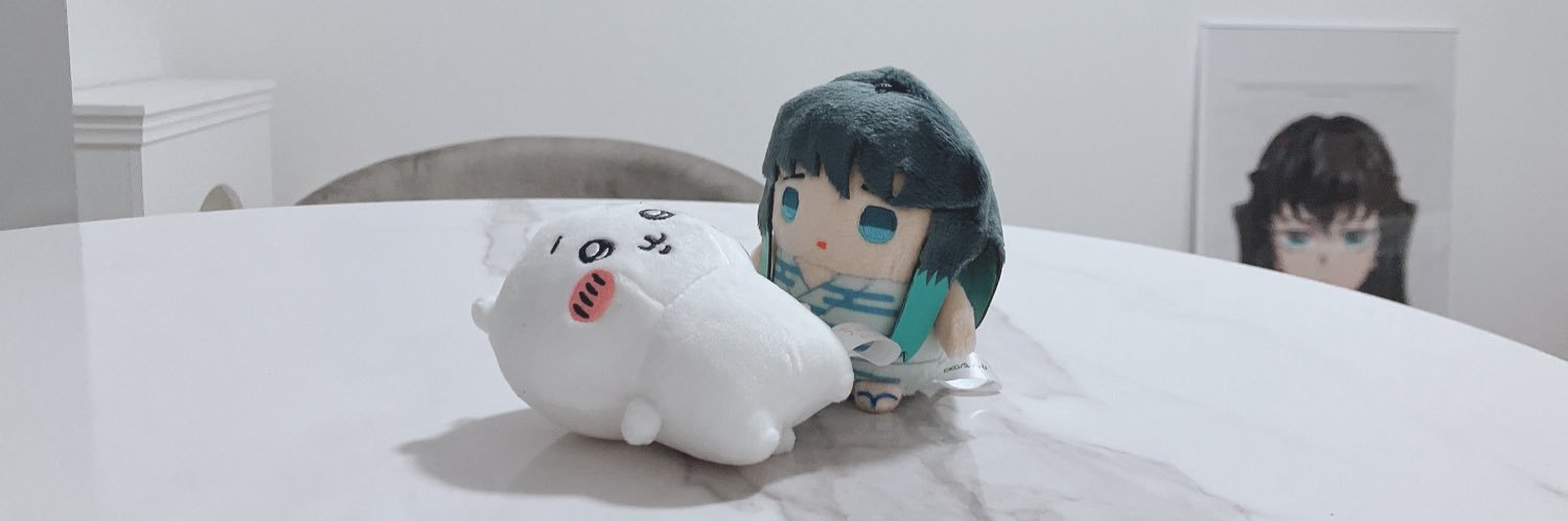 momo_210_'s profile banner image
