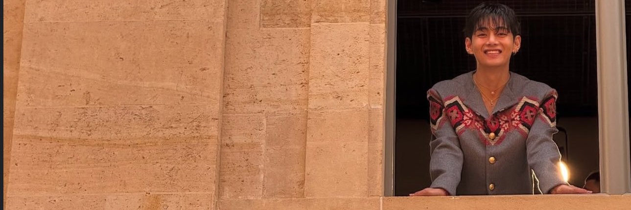 Ren✧*⁠。IS SEEING BTS💜 banner