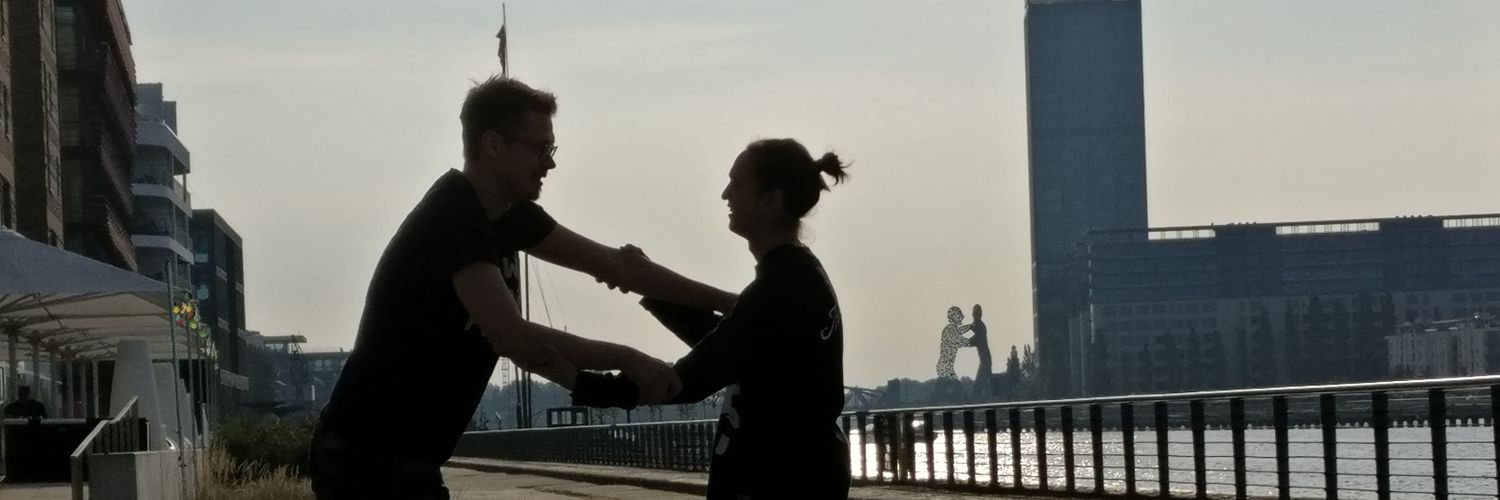 AntonOchStrom's profile banner image