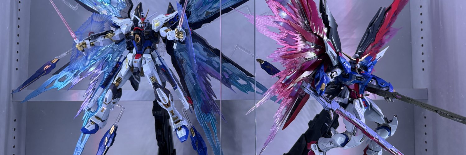 sanazoh's profile banner image