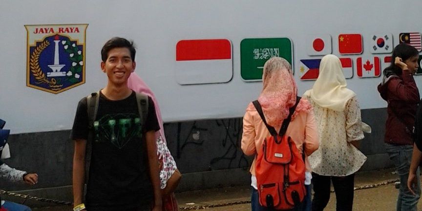 King Muiz Abdul Aziz banner