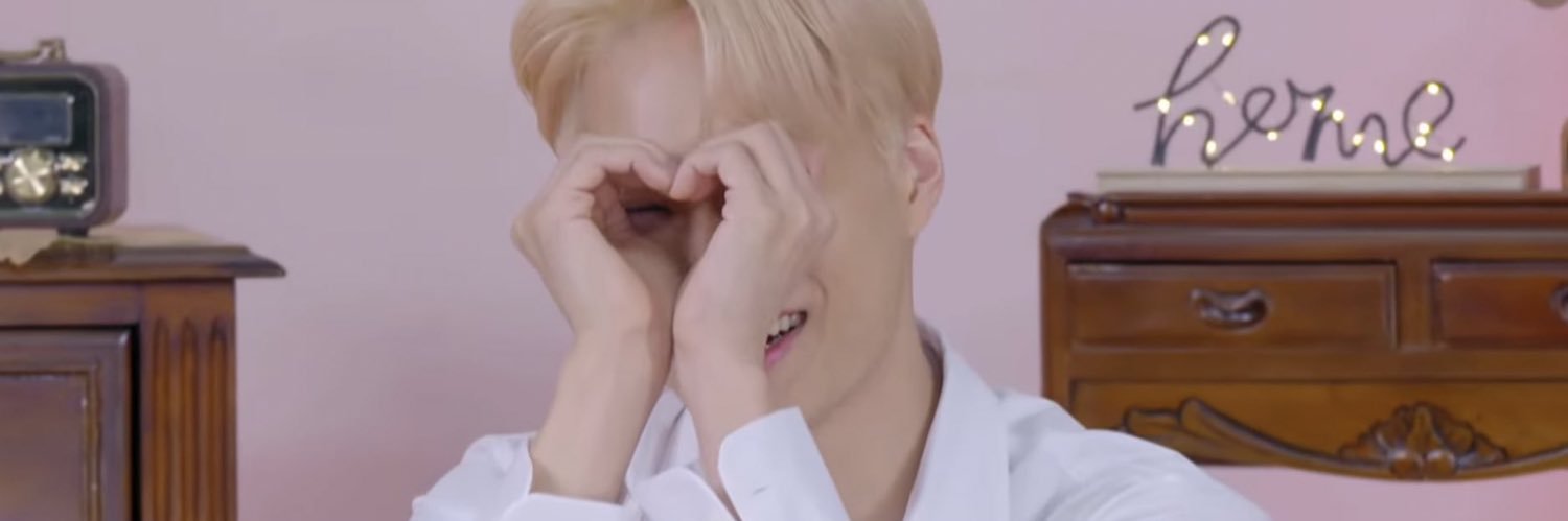 meenginnn's profile banner image
