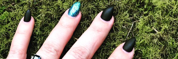 writercrystal Profile Banner