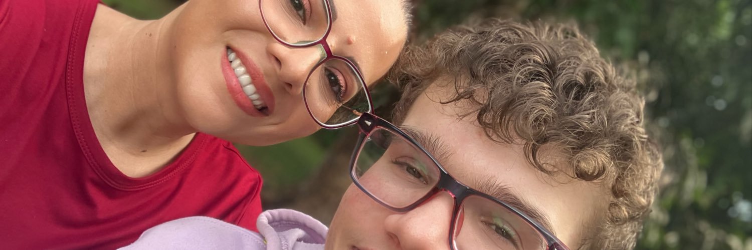 YaritzaLopFer's profile banner image