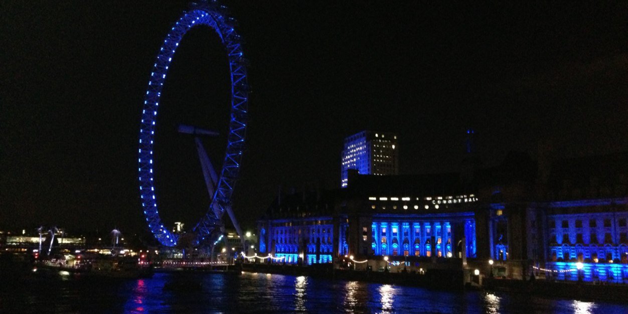 LeonorMartinezZ's profile banner image