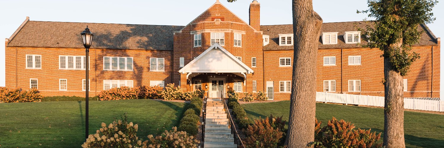 Cedar Rapids Country Club banner