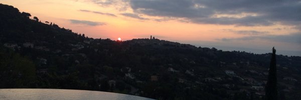 fareah1 Profile Banner