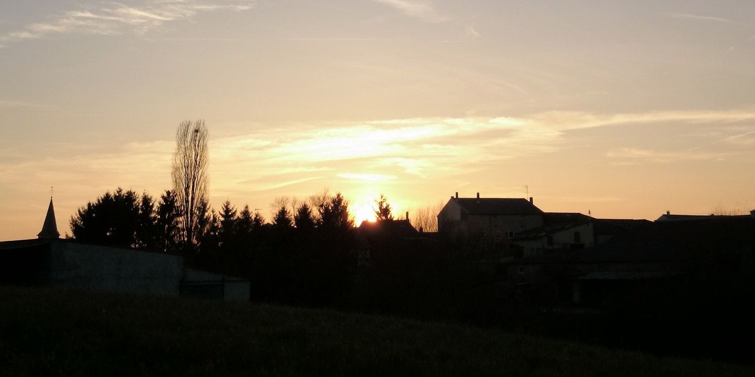 Crum_Me_May_Be's profile banner image