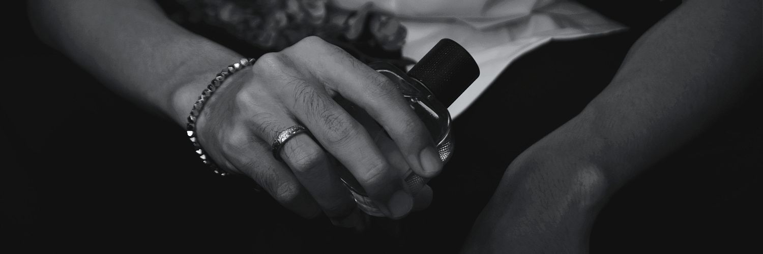 MI banner