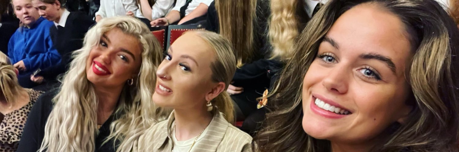 amyblacker_'s profile banner image