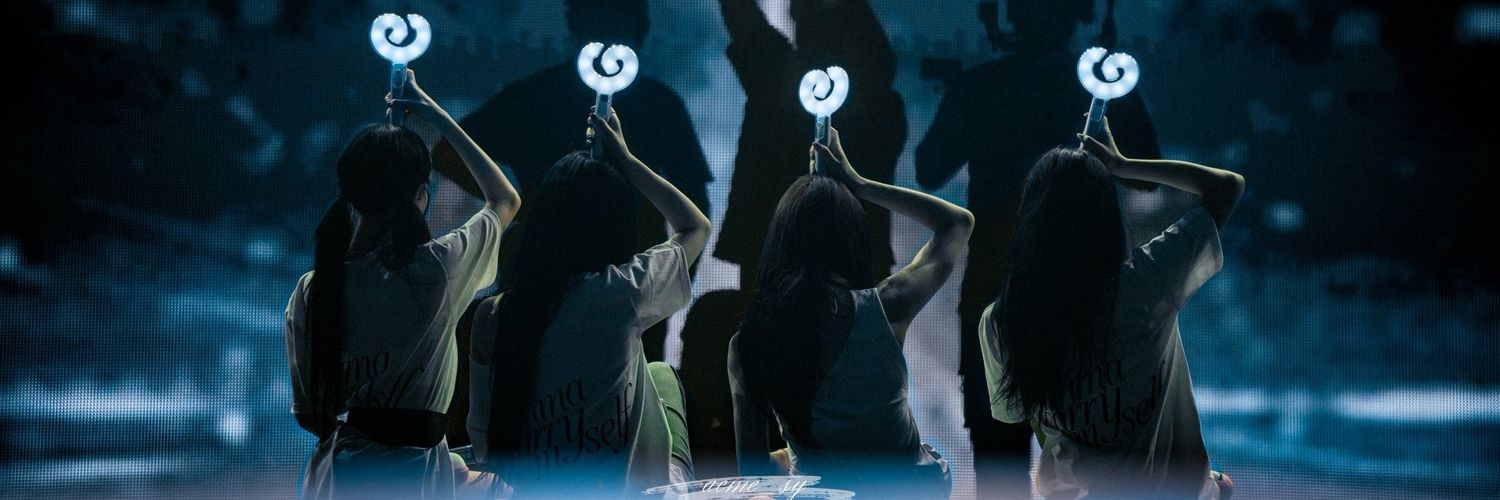 daivioletsy's profile banner image