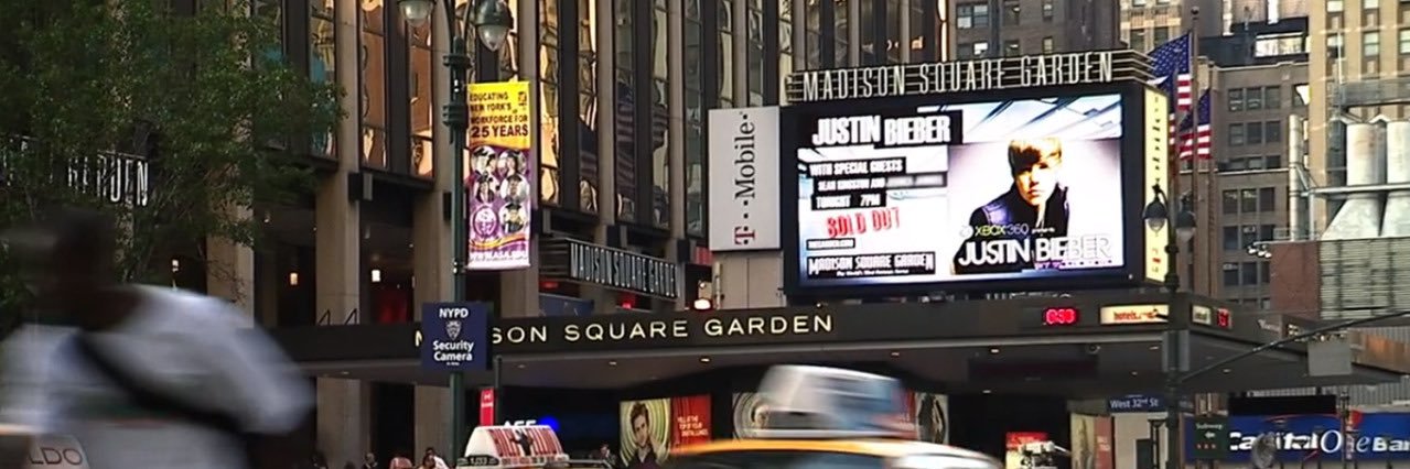 laila banner
