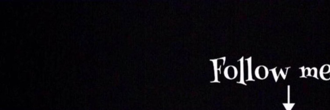 Janelle 🦋🖤 banner