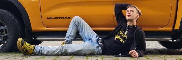 PupperDavey Profile Banner
